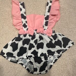 SHEIN Pink and Black Patterned Baby Romper